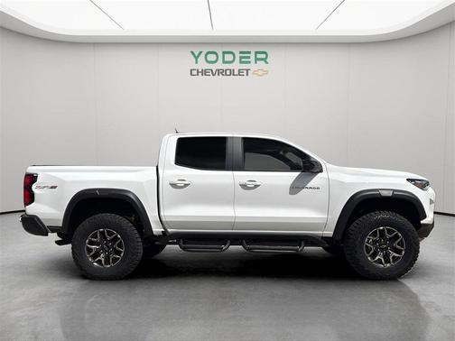 2025 Chevrolet Colorado ZR2