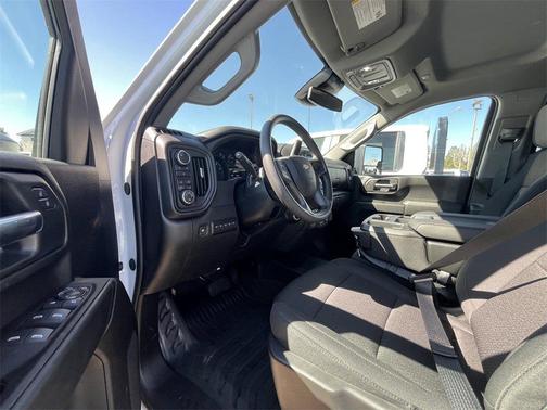 2025 Chevrolet Silverado 3500 WT