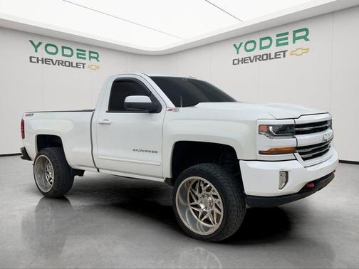 White 2017 Chevrolet Silverado 1500 LT