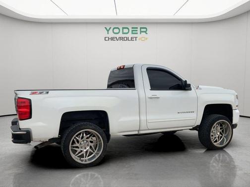 White 2017 Chevrolet Silverado 1500 LT