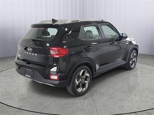 2022 Hyundai VENUE SEL