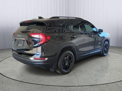 2022 GMC Terrain AT4