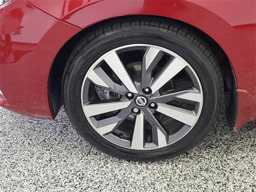 2020 Nissan Versa 1.6 SR