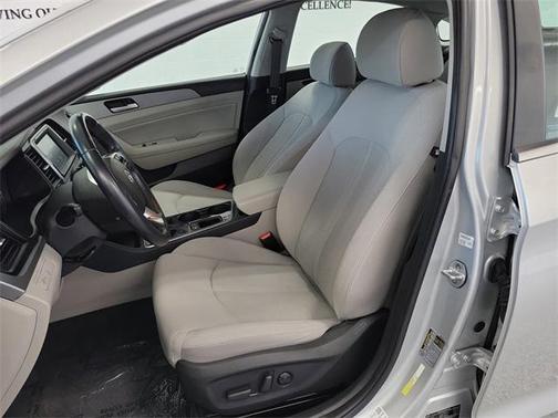 2018 Hyundai SONATA SEL