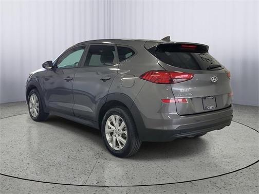 2021 Hyundai TUCSON SE