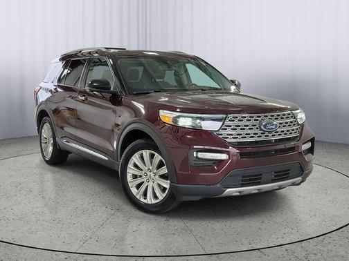 Burgundy 2022 Ford Explorer Limited