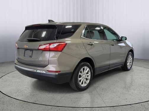 Pepperdust Metallic 2018 Chevrolet Equinox 1LT