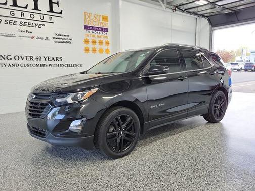 Mosaic Black Metallic 2020 Chevrolet Equinox 1LT
