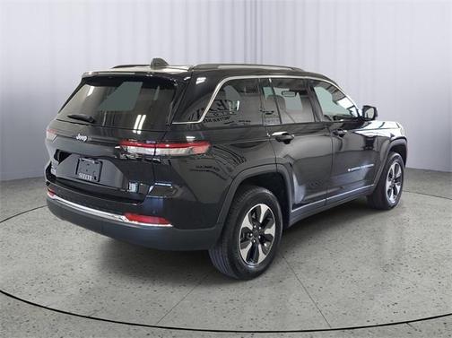 2023 Jeep Grand Cherokee 4xe Base