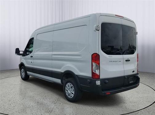 2017 Ford Transit-350 148 WB Medium Roof Cargo