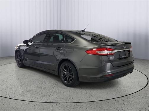 2018 Ford Fusion Hybrid SE