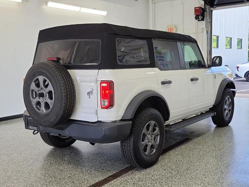 OXFORD WHITE 2024 Ford Bronco BIG BEND