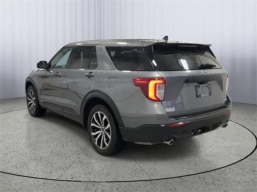2022 Ford Explorer ST-Line