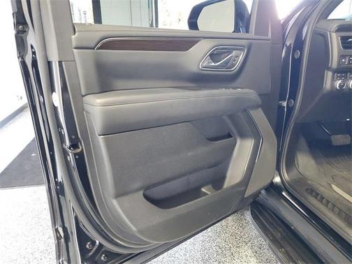 2024 GMC Yukon XL SLE