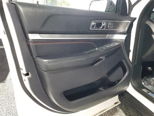 2019 Ford Explorer sport