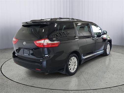 2015 Toyota Sienna XLE Premium