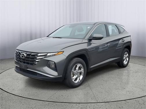 2022 Hyundai TUCSON SE