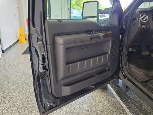 Tuxedo Black Metallic 2015 Ford F-350 Platinum