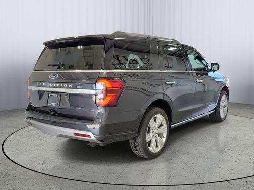 2024 Ford Expedition Platinum