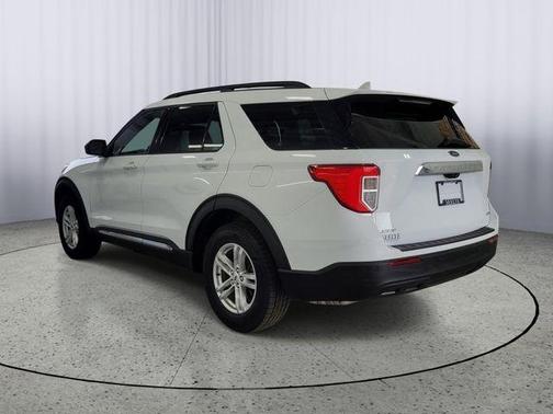 Oxford White 2020 Ford Explorer XLT