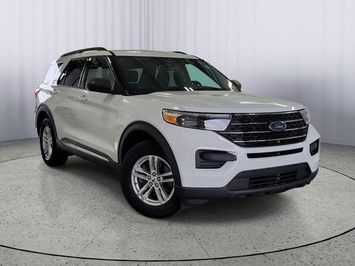 Oxford White 2020 Ford Explorer XLT