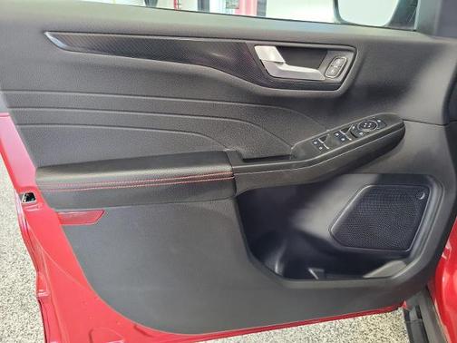 RAPID RED MET TINTED CC 2023 Ford Escape ST-LINE