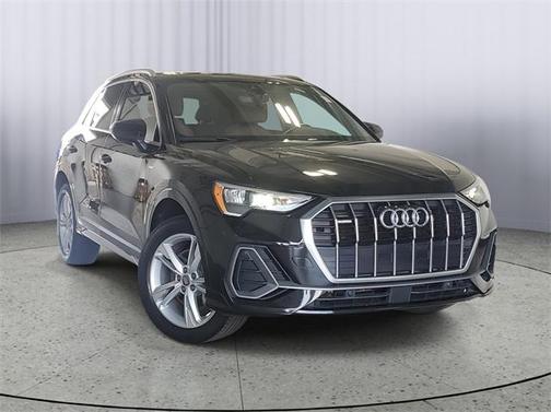 2021 Audi Q3 45 S line Premium