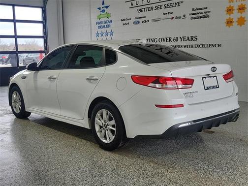 2019 Kia Optima LX