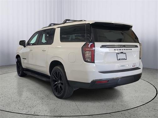 2021 Chevrolet Suburban RST