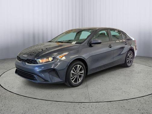 Gravity Gray 2024 Kia Forte LXS