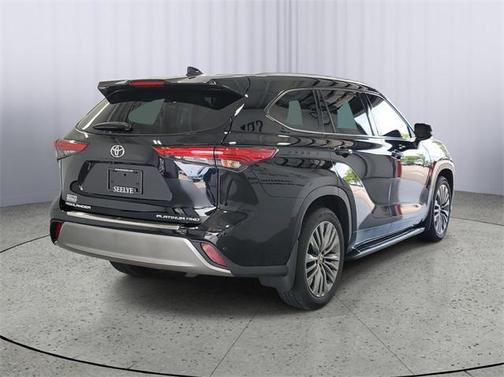 2020 Toyota Highlander Platinum