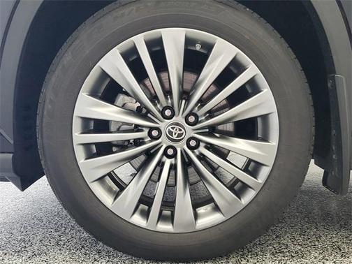 2020 Toyota Highlander Platinum
