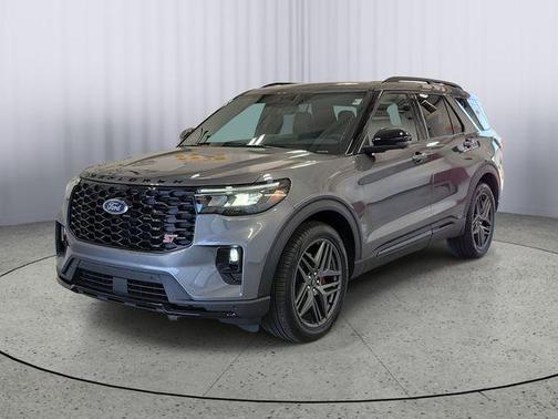 Gray Metallic 2025 Ford Explorer ST