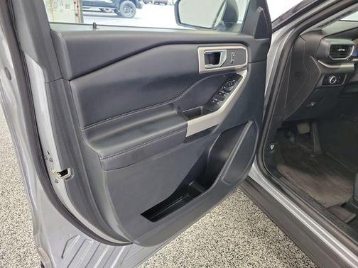Silver Metallic 2023 Ford Explorer XLT