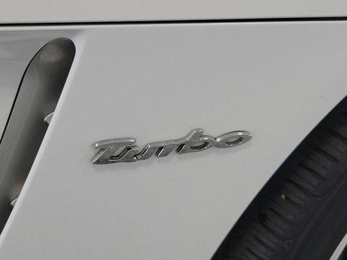 Polar White 2008 Saturn Sky Red Line