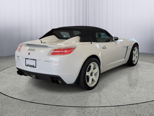 Polar White 2008 Saturn Sky Red Line
