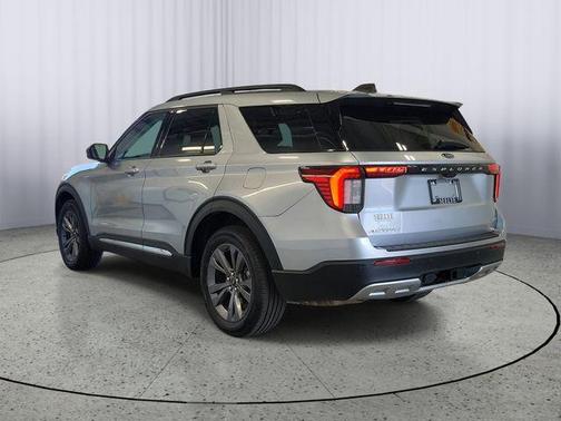 Silver Metallic 2025 Ford Explorer Active
