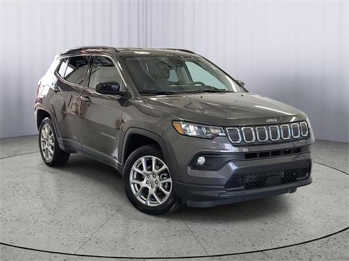 2022 Jeep Compass Latitude Lux