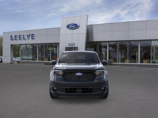 Shadow Black 2026 Ford Maverick Lobo High