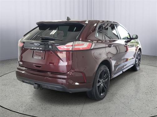 2022 Ford Edge ST Line