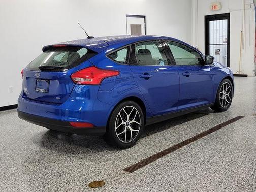 Lightning Blue Metallic 2018 Ford Focus SEL