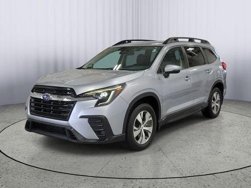 Ice Silver Metallic 2023 Subaru Ascent Premium 7-Passenger