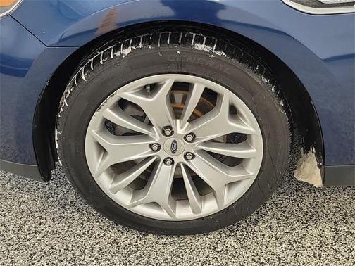 2016 Ford Taurus Limited