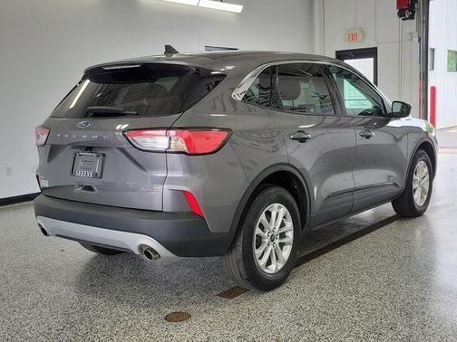 Gray Metallic 2021 Ford Escape SE