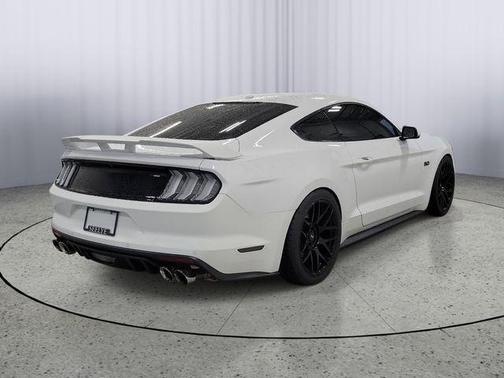 Oxford White 2016 Ford Mustang GT Premium