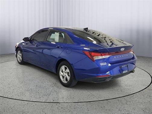 2021 Hyundai ELANTRA SE
