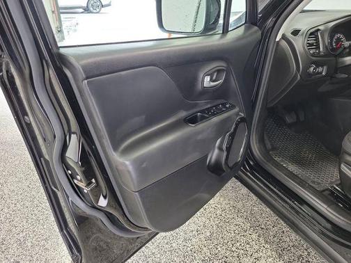 2019 Jeep Renegade Latitude