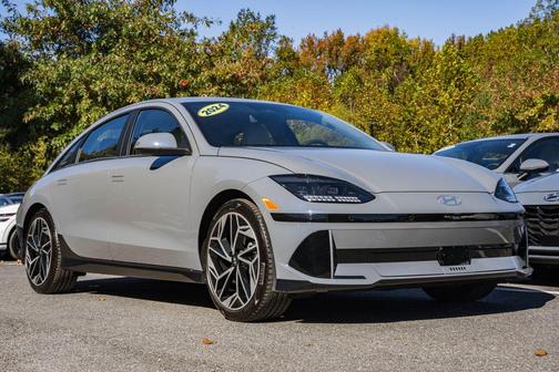 2024 Hyundai IONIQ 6 SEL