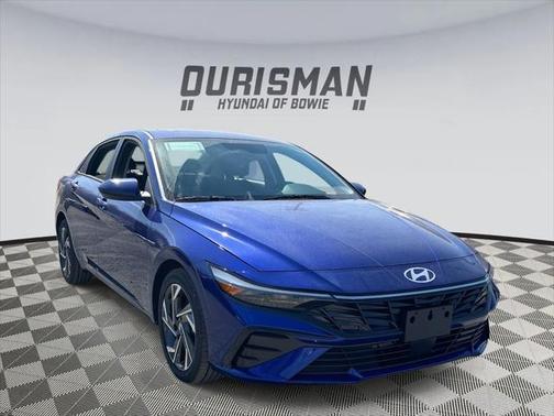 2025 Hyundai ELANTRA SEL