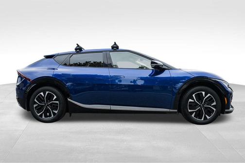 2022 Kia EV6 Wind